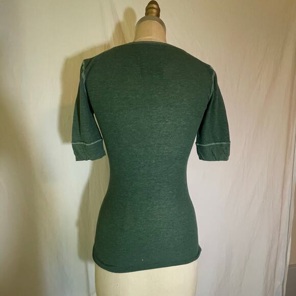 Vintage Y2K Green Hollister Short Sleeve Fitted Long Henley Top - Picture 3 of 7